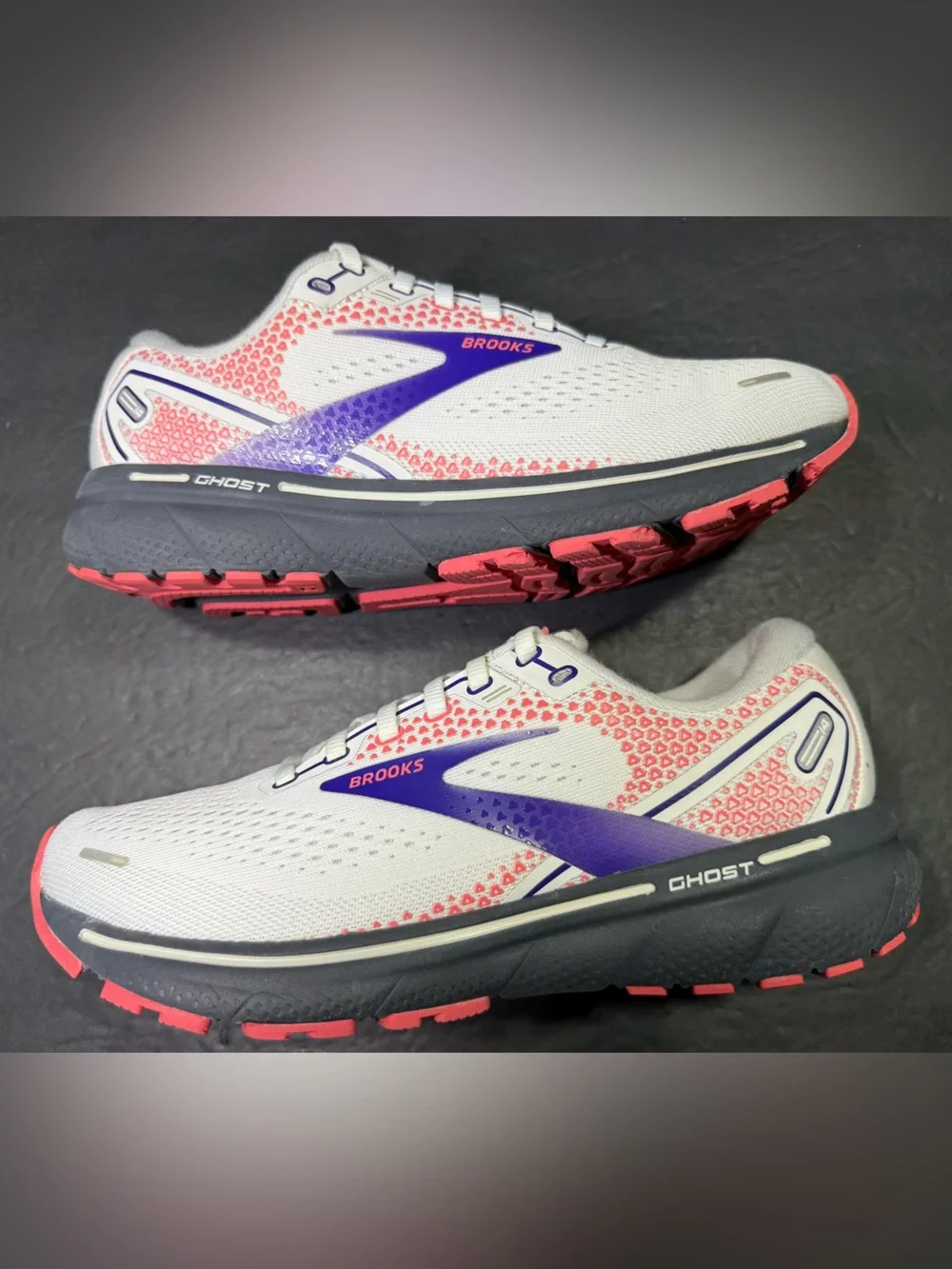 Brooks Ghost 14 Women’s White Pink Running Walking Sneakers Shoe Size-8.5